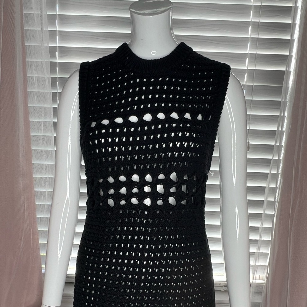 Sweater - Picture 4 of 4